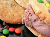 Ice Cream Sandwhich